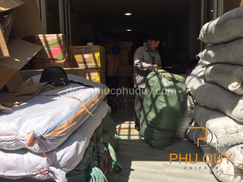 don-hang-cong-ty-cj-h4