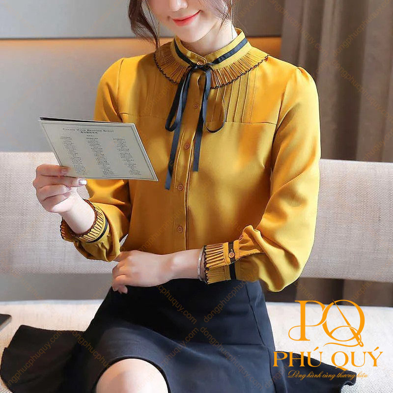 Đồng phục công sở nữ vàng đen