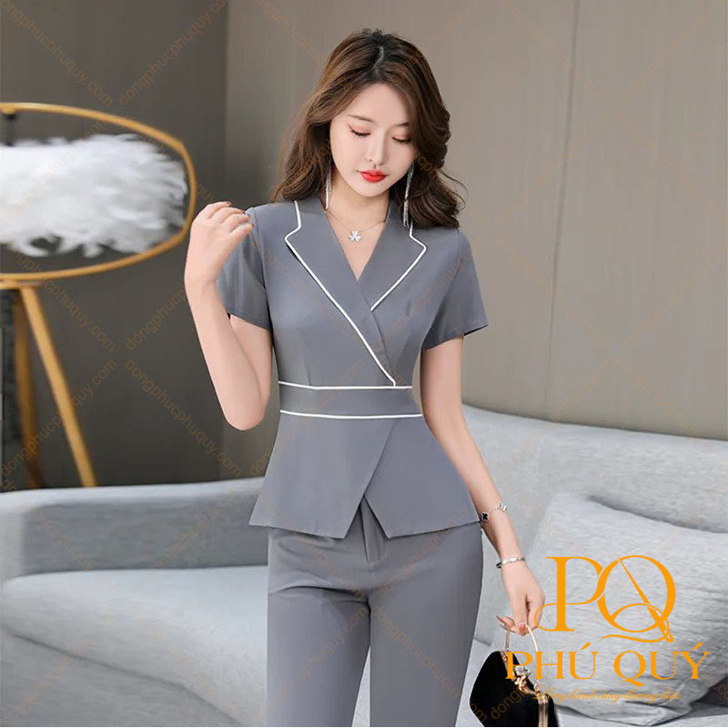 Mẫu đồng phục lễ tân spa