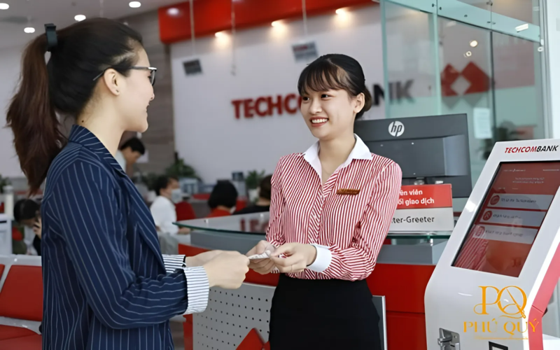 Quy-dinh-trang-phuc-Techcombank-danh-cho-nhan-vien-2