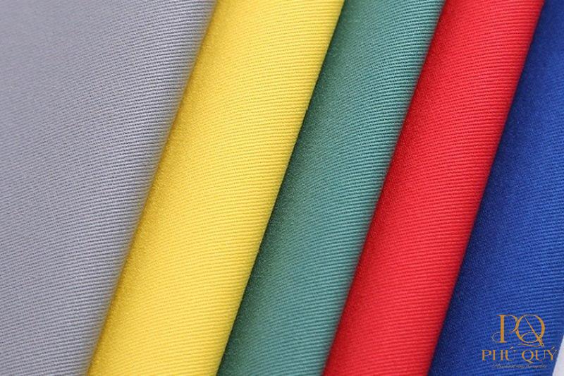 Vai-polo-co-gia-thanh-phu-thuoc-vao-chat-lieu